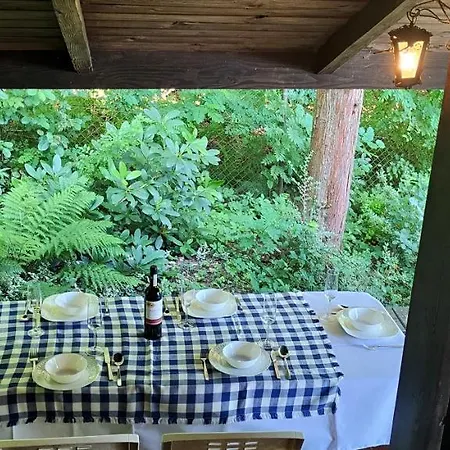 Na Porabkach Z Kominkiem Dağ evi *